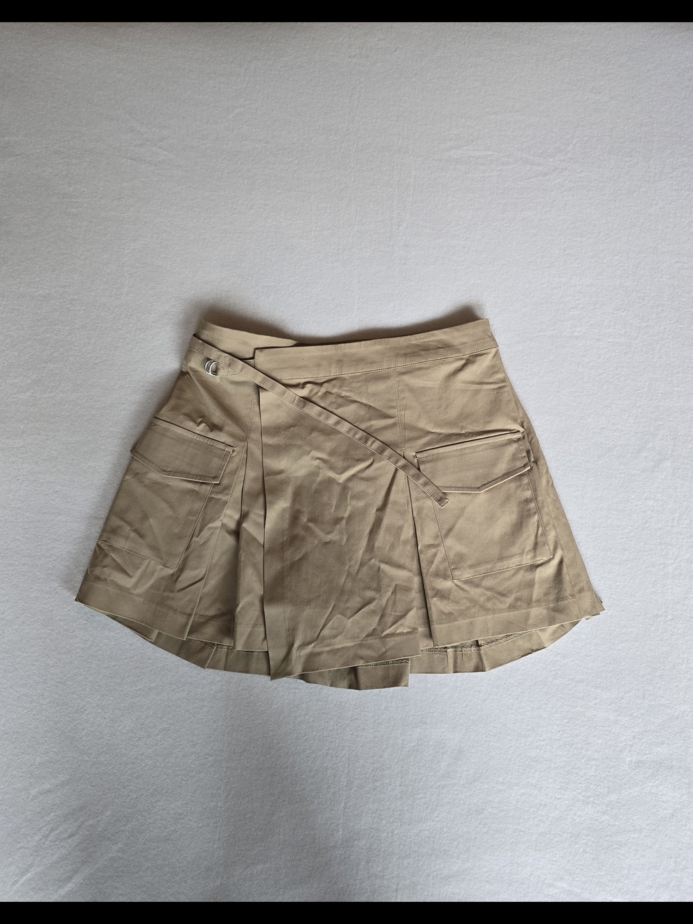 ZARA Beige Pleated Cargo Mini Skirt, Zip Closure Pockets, Size L Regular